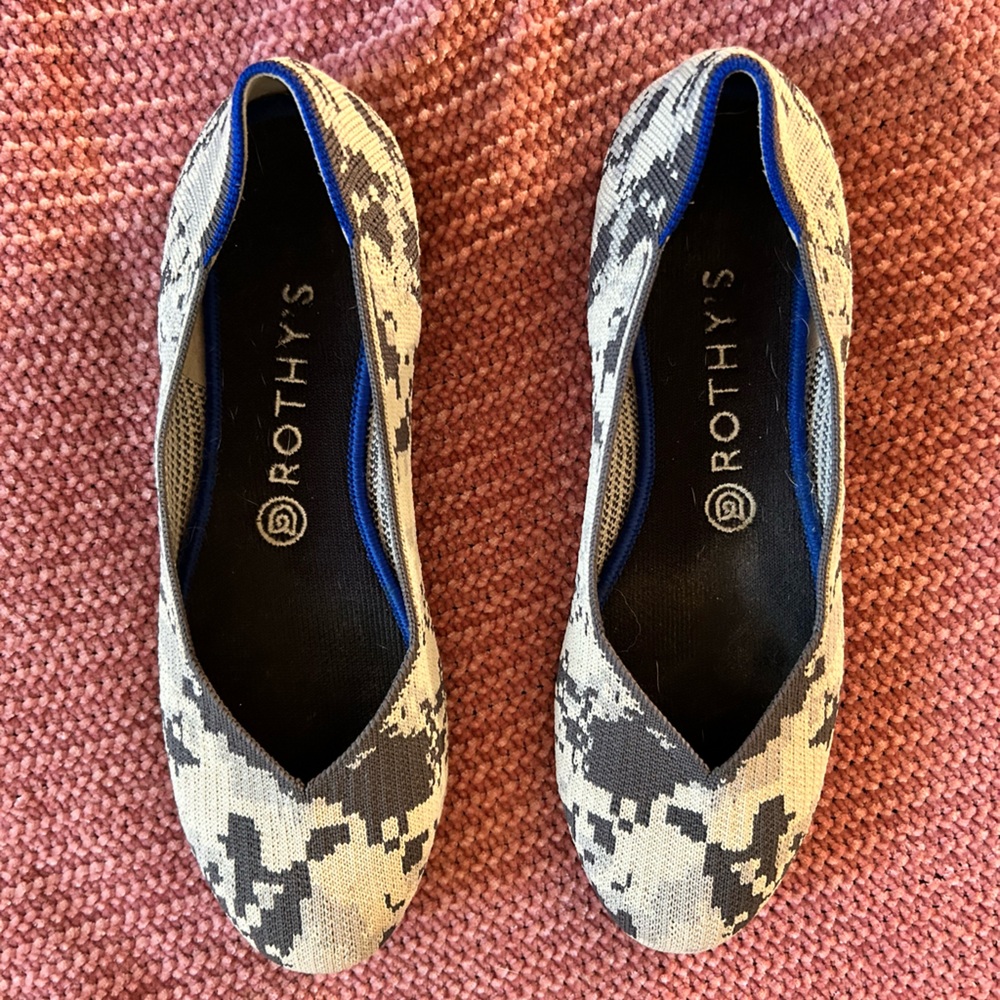 Rothy’s The Flat- Ash grey camo round toe size 8.5